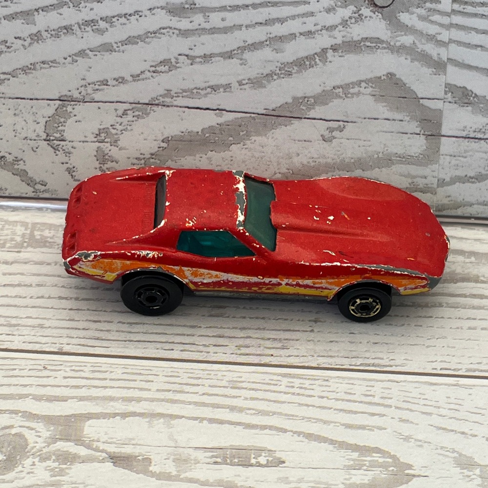 Vintage 1975 Hot Wheels Corvette Stingray Red Diecast‎ Car Malaysia 1/64 Scale